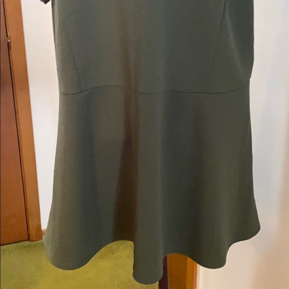Olive green tunic - Picture 2 of 5